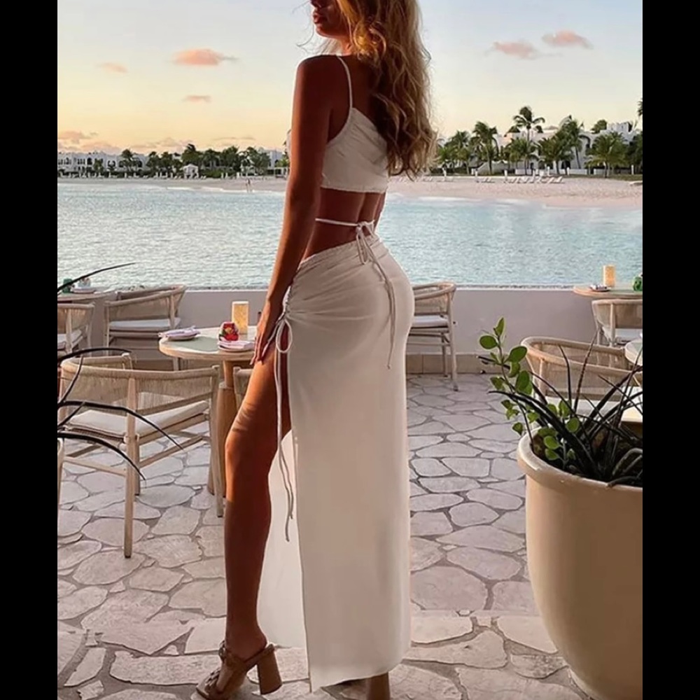 Summer dress, open back dress, cut-out dress - Picture 2 of 8